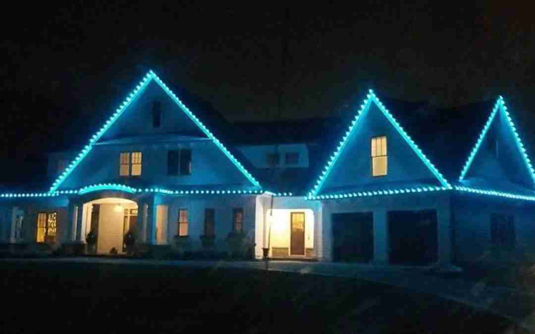 Why Should You Use A Professional Holiday Lighting Company?