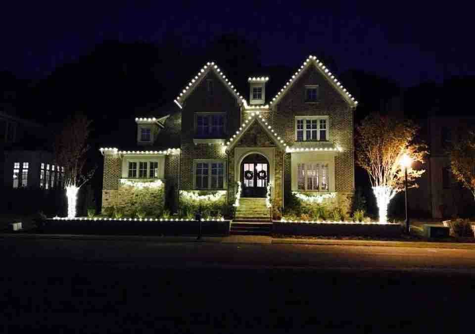 Expert LED Christmas Light Installation In Saint Paul, MN