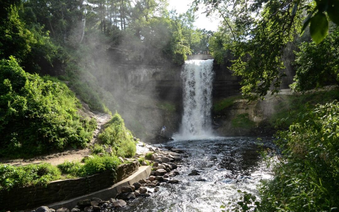 Minnehaha Falls: A Natural Wonder in the Twin Cities