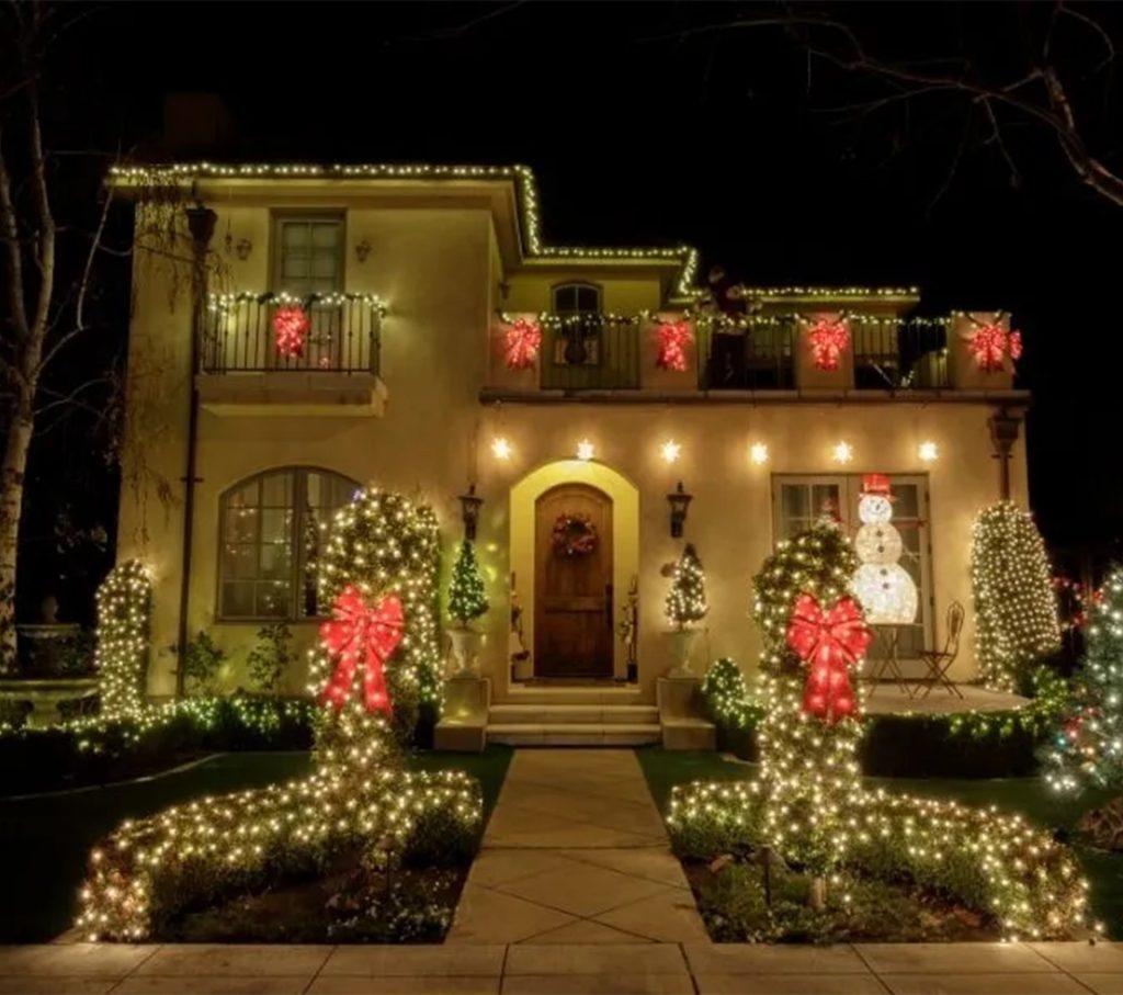 Christmas lighting installation