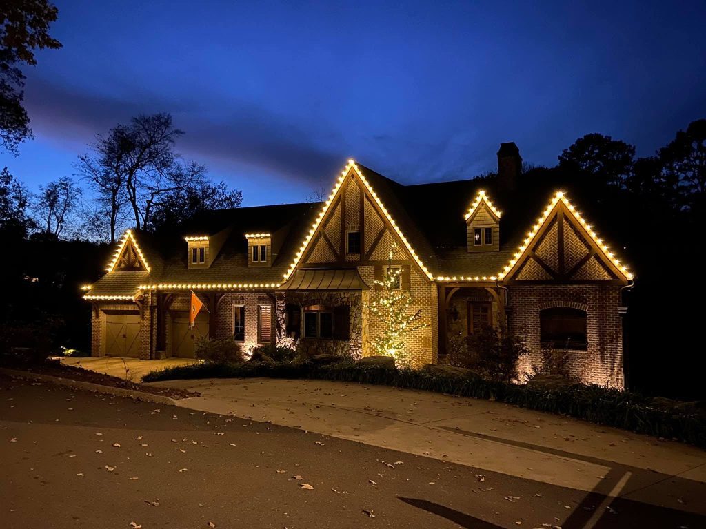 residential holiday lighting