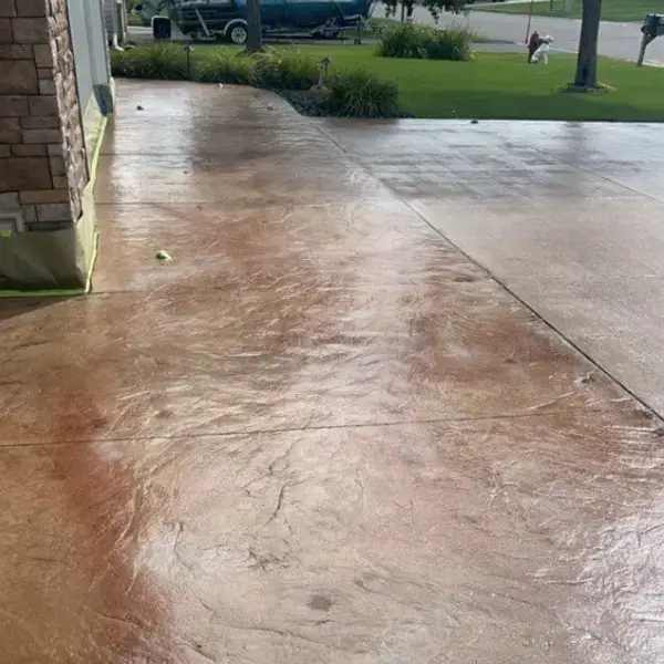 concrete-sealing-st-paul-mn-1-stamped-concrete-driveway-after-sealing