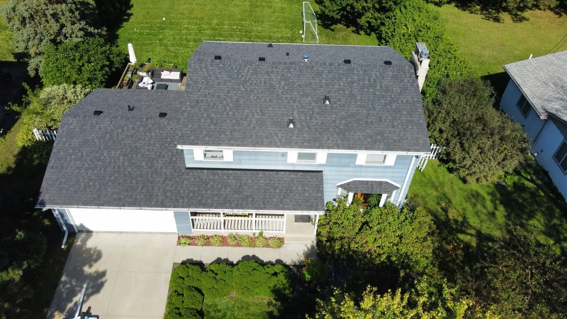 roofing-contractor-st-paul-mn-aerial-view-of-new-asphalt-shingle-roof
