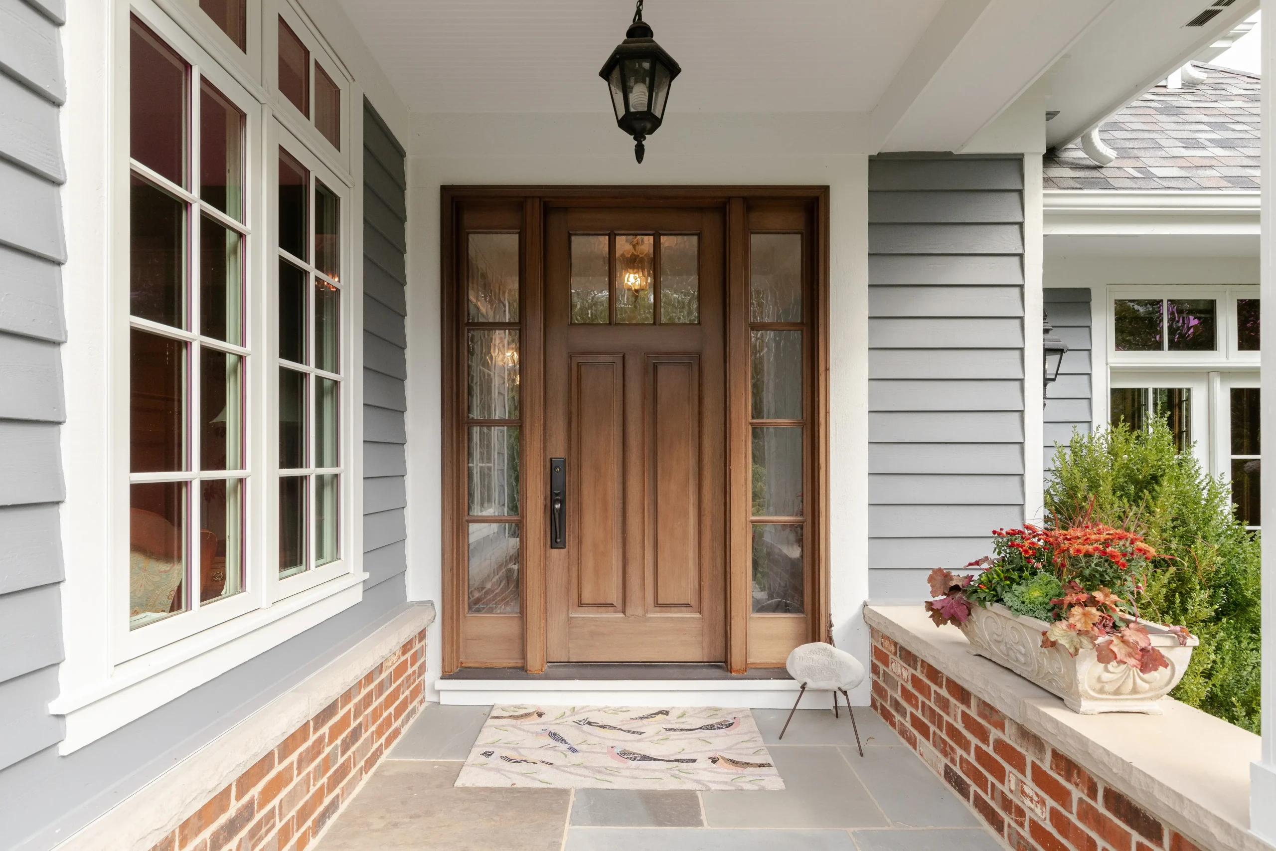 window-installation-in-st-paul-mn-2-new-front-entry-door-and-windows-on-modern-home